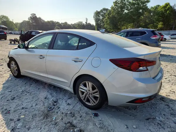 5NPD84LF1KH458069 2019 HYUNDAI ELANTRA - Image 2