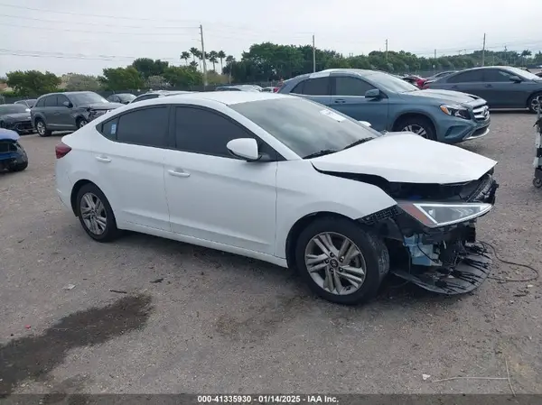 5NPD84LF1KH464583 2019 HYUNDAI ELANTRA - Image 1