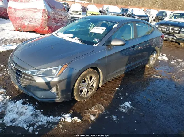 5NPD84LF1KH465376 2019 HYUNDAI ELANTRA - Image 2