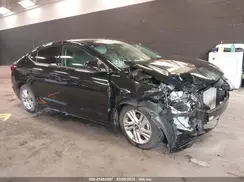 5NPD84LF1KH467449 2019 HYUNDAI ELANTRA