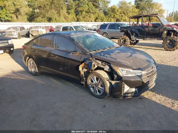 5NPD84LF1KH469881 2019 HYUNDAI ELANTRA - Image 1