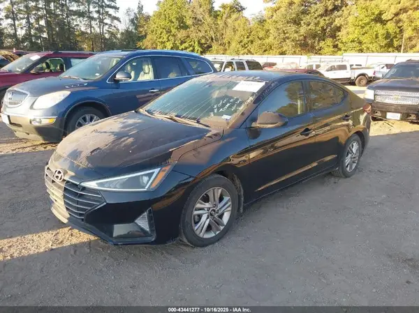 5NPD84LF1KH469881 2019 HYUNDAI ELANTRA - Image 2