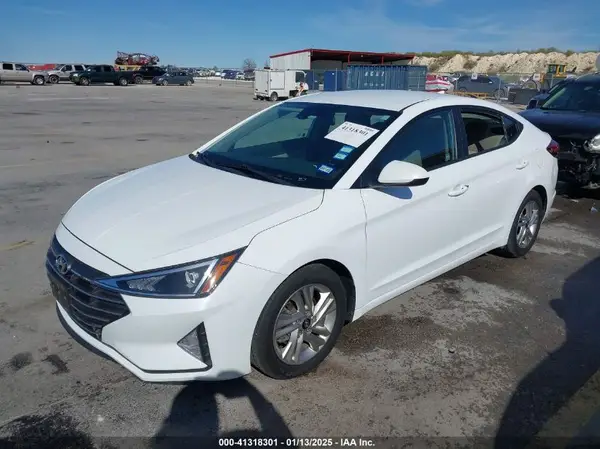 5NPD84LF1KH471923 2019 HYUNDAI ELANTRA - Image 2