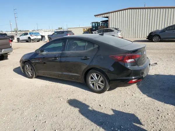 5NPD84LF1KH472330 2019 HYUNDAI ELANTRA - Image 2