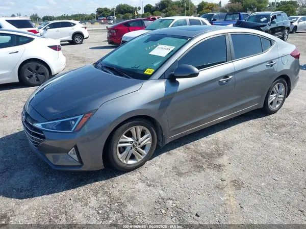 5NPD84LF1KH474787 2019 HYUNDAI ELANTRA - Image 2