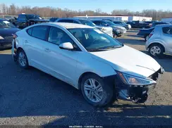 5NPD84LF1KH476202 2019 HYUNDAI ELANTRA