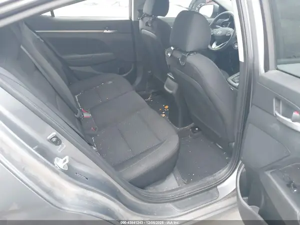 5NPD84LF1KH476555 2019 HYUNDAI ELANTRA - Image 8