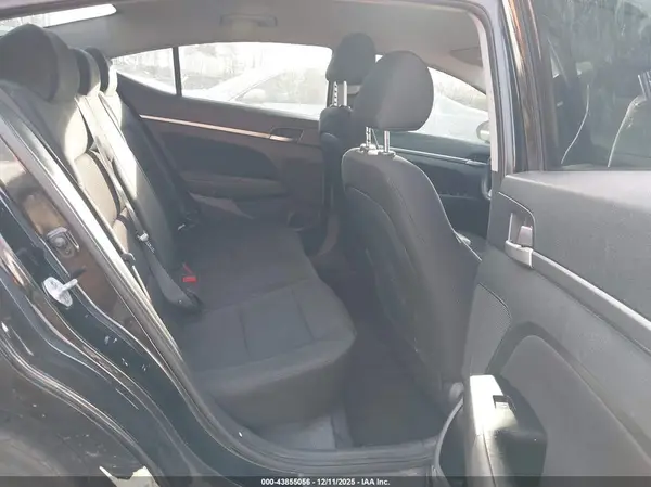 5NPD84LF1KH484719 2019 HYUNDAI ELANTRA - Image 8