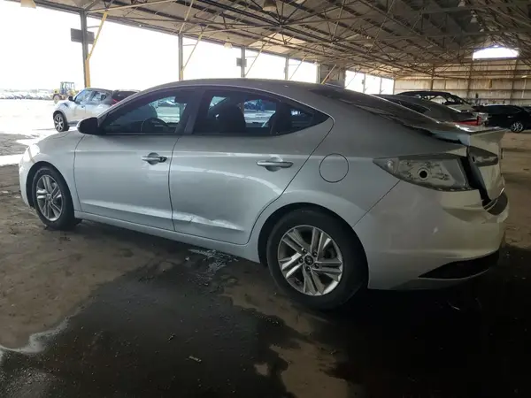 5NPD84LF1KH489807 2019 HYUNDAI ELANTRA - Image 2