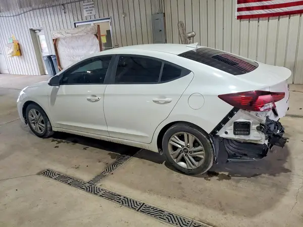 5NPD84LF1LH542815 2020 HYUNDAI ELANTRA - Image 2