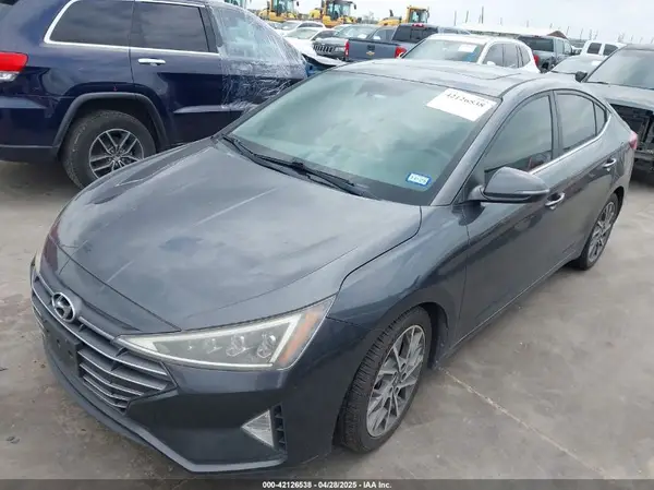 5NPD84LF1LH557590 2020 HYUNDAI ELANTRA - Image 2