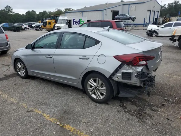 5NPD84LF1LH565477 2020 HYUNDAI ELANTRA - Image 2