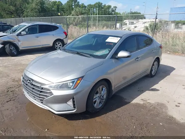 5NPD84LF1LH570369 2020 HYUNDAI ELANTRA - Image 2