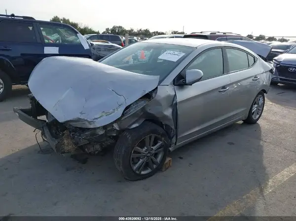5NPD84LF1LH574549 2020 HYUNDAI ELANTRA - Image 2