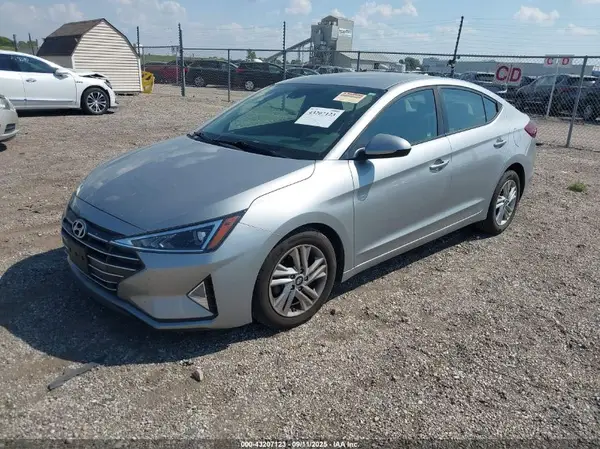5NPD84LF1LH575779 2020 HYUNDAI ELANTRA - Image 2