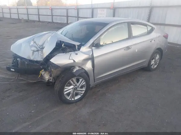 5NPD84LF1LH577998 2020 HYUNDAI ELANTRA - Image 2