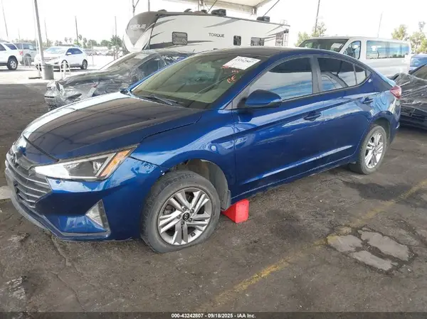 5NPD84LF1LH580044 2020 HYUNDAI ELANTRA - Image 2