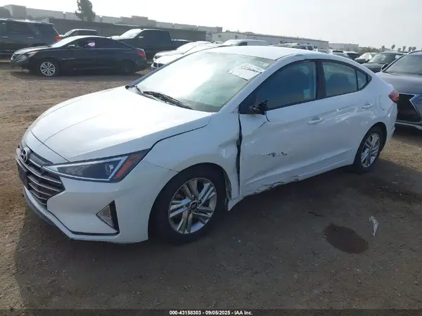 5NPD84LF1LH583686 2020 HYUNDAI ELANTRA - Image 2