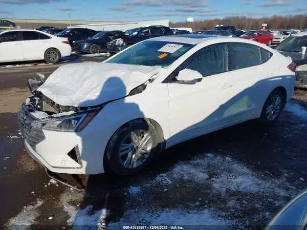5NPD84LF1LH583963 2020 HYUNDAI ELANTRA - Image 2