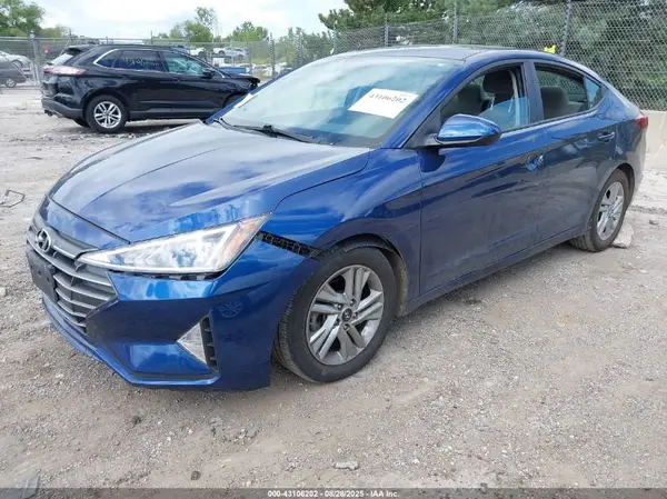 5NPD84LF1LH590976 2020 HYUNDAI ELANTRA - Image 2