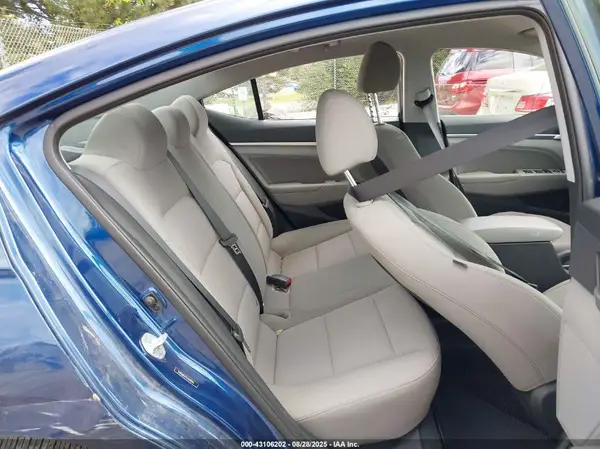 5NPD84LF1LH590976 2020 HYUNDAI ELANTRA - Image 8