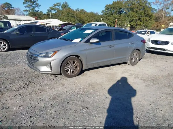 5NPD84LF1LH598205 2020 HYUNDAI ELANTRA - Image 2