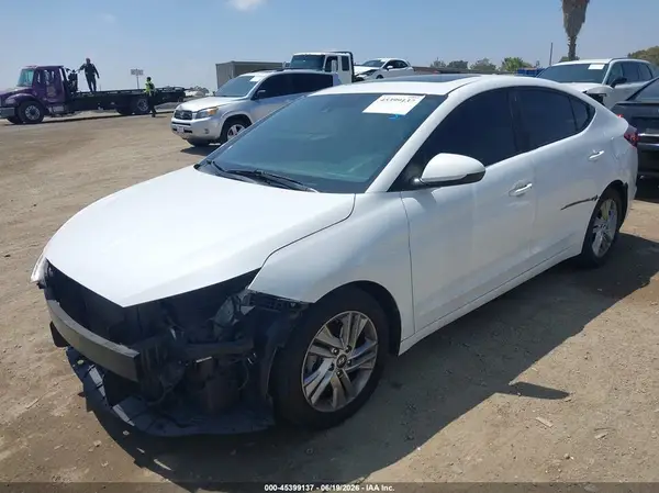 5NPD84LF1LH600390 2020 HYUNDAI ELANTRA - Image 2