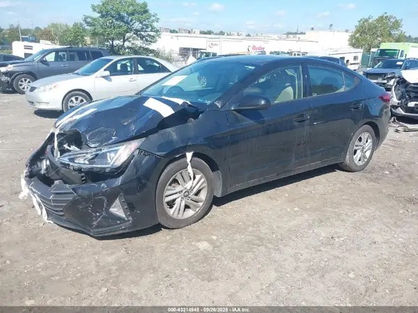 5NPD84LF1LH620493 2020 HYUNDAI ELANTRA - Image 2