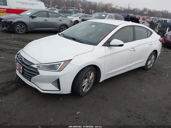 5NPD84LF1LH628089 2020 HYUNDAI ELANTRA - Image 2