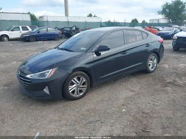 5NPD84LF1LH628688 2020 HYUNDAI ELANTRA - Image 2