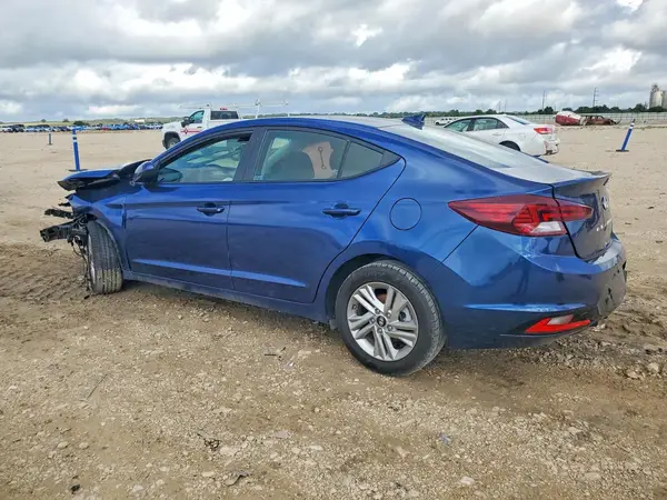 5NPD84LF1LH631588 2020 HYUNDAI ELANTRA - Image 2