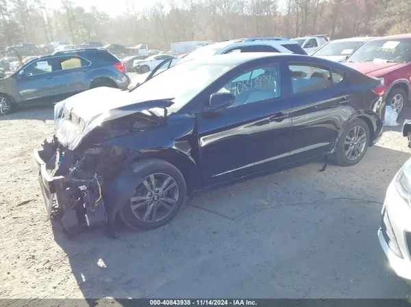 5NPD84LF2HH000520 2017 HYUNDAI ELANTRA - Image 2