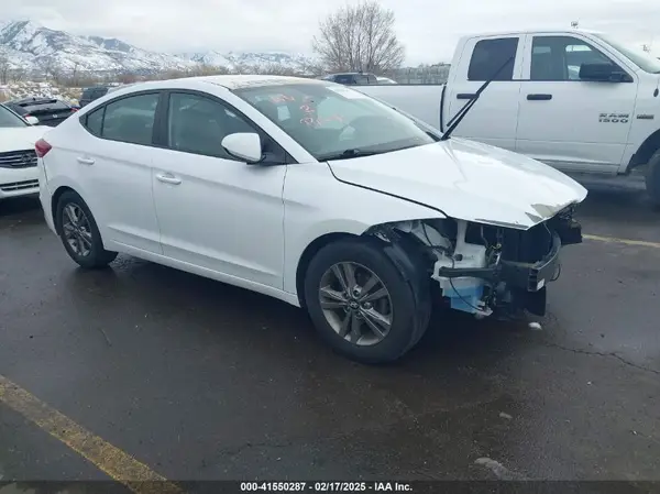 5NPD84LF2HH000548 2017 HYUNDAI ELANTRA - Image 1