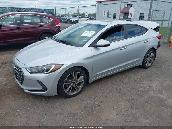 5NPD84LF2HH000601 2017 HYUNDAI ELANTRA - Image 2