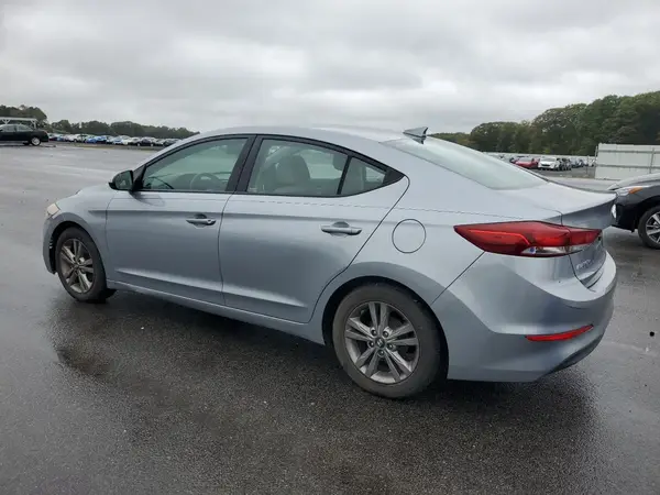 5NPD84LF2HH001621 2017 HYUNDAI ELANTRA - Image 2