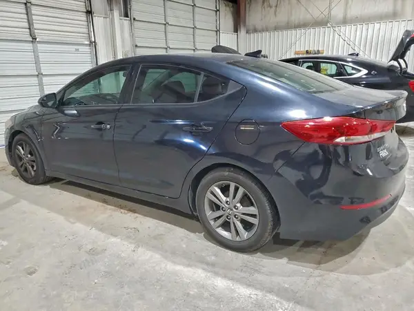 5NPD84LF2HH002431 2017 HYUNDAI ELANTRA - Image 2