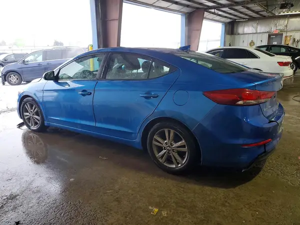 5NPD84LF2HH002610 2017 HYUNDAI ELANTRA - Image 2