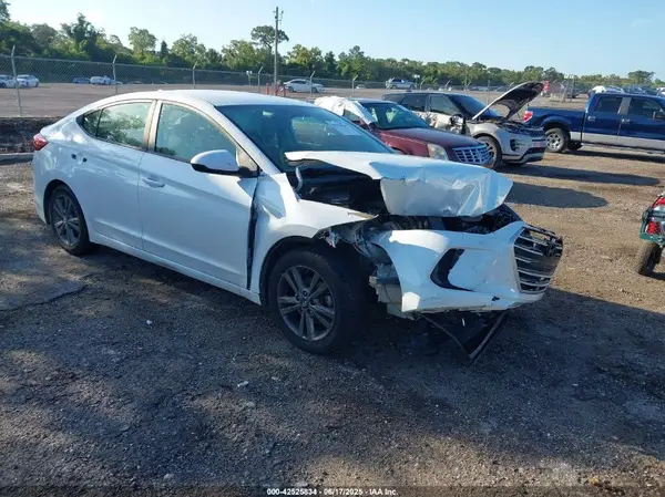 5NPD84LF2HH003093 2017 HYUNDAI ELANTRA - Image 1