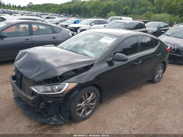5NPD84LF2HH004437 2017 HYUNDAI ELANTRA - Image 2