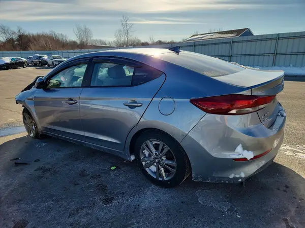 5NPD84LF2HH005703 2017 HYUNDAI ELANTRA - Image 2