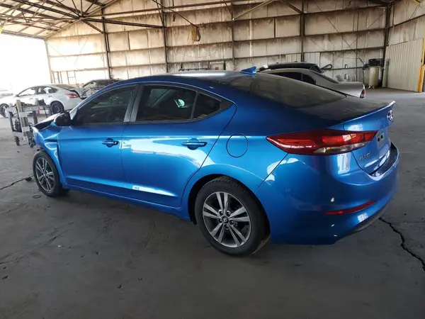 5NPD84LF2HH006639 2017 HYUNDAI ELANTRA - Image 2
