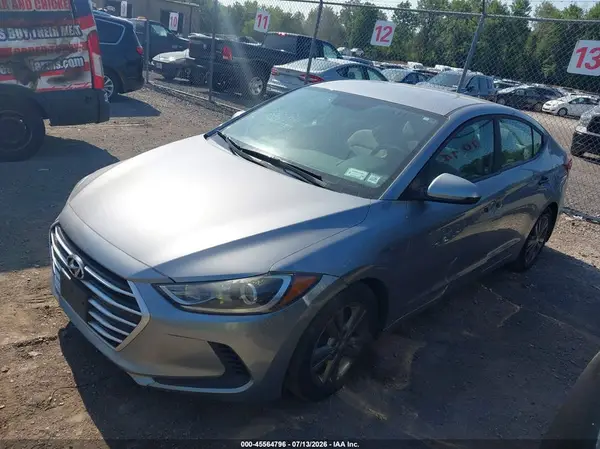 5NPD84LF2HH012523 2017 HYUNDAI ELANTRA - Image 2