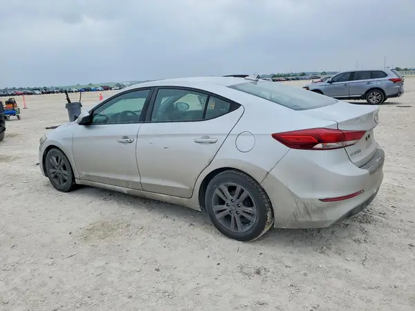 5NPD84LF2HH012585 2017 HYUNDAI ELANTRA - Image 2