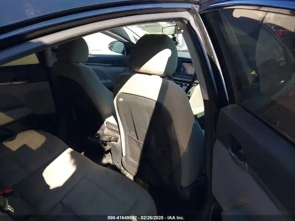 5NPD84LF2HH016426 2017 HYUNDAI ELANTRA - Image 8