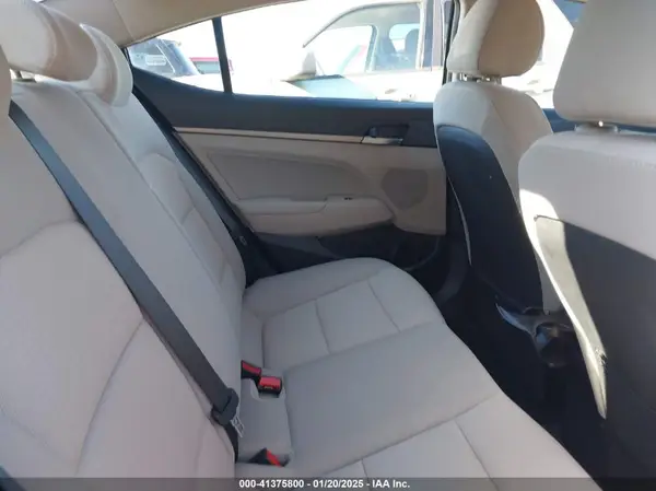 5NPD84LF2HH018709 2017 HYUNDAI ELANTRA - Image 8