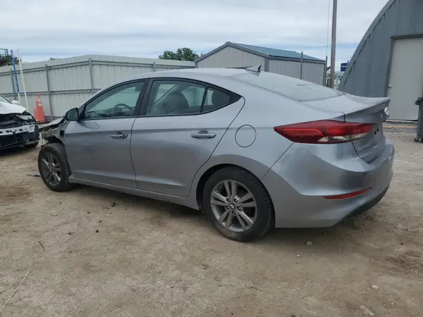 5NPD84LF2HH020668 2017 HYUNDAI ELANTRA - Image 2