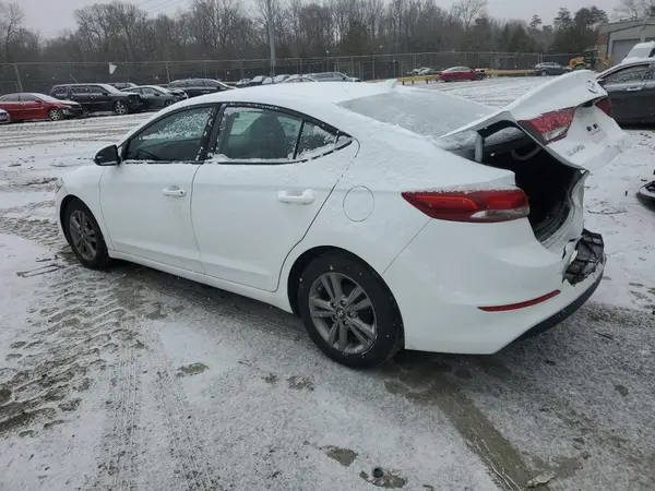 5NPD84LF2HH021366 2017 HYUNDAI ELANTRA - Image 2
