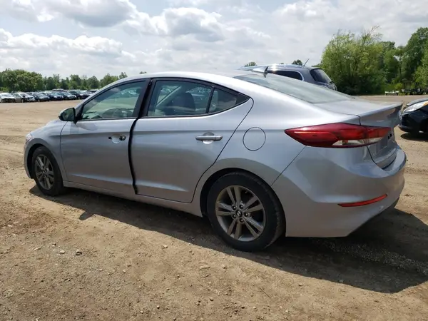 5NPD84LF2HH022579 2017 HYUNDAI ELANTRA - Image 2