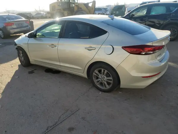 5NPD84LF2HH022758 2017 HYUNDAI ELANTRA - Image 2
