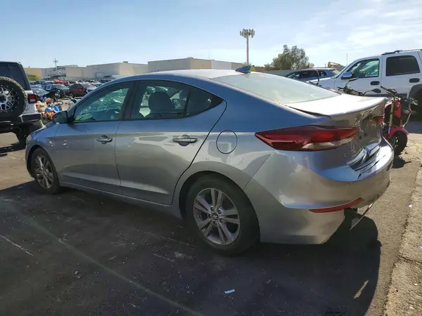 5NPD84LF2HH024283 2017 HYUNDAI ELANTRA - Image 2